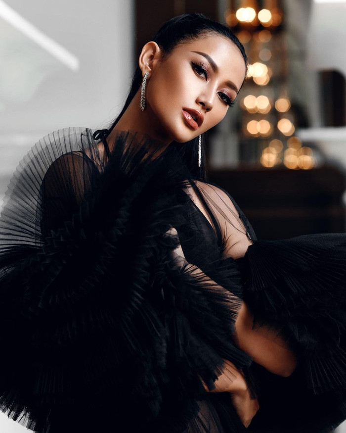 'Vượt mặt' hoa hậu Venezuela, Khánh Vân lọt Top 4 mỹ nhân được quan tâm nhất Miss Universe Ảnh 8