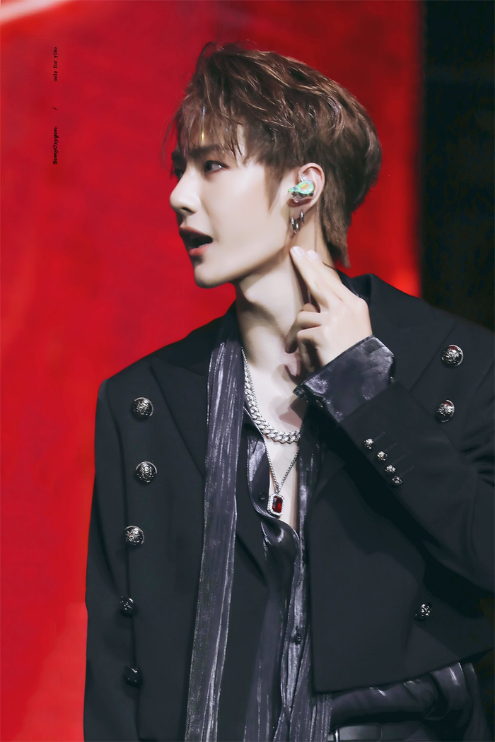 Youku khiếu nại video tập hợp những bước nhảy của Vương Nhất Bác do fan dựng? Ảnh 12