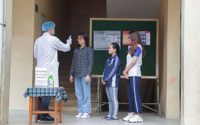 Sở Y tế Đà Nẵng ưu tiên xét nghiệm COVID-19 học sinh thuộc diện F1 sắp thi tốt nghiệp THPT Ảnh 2