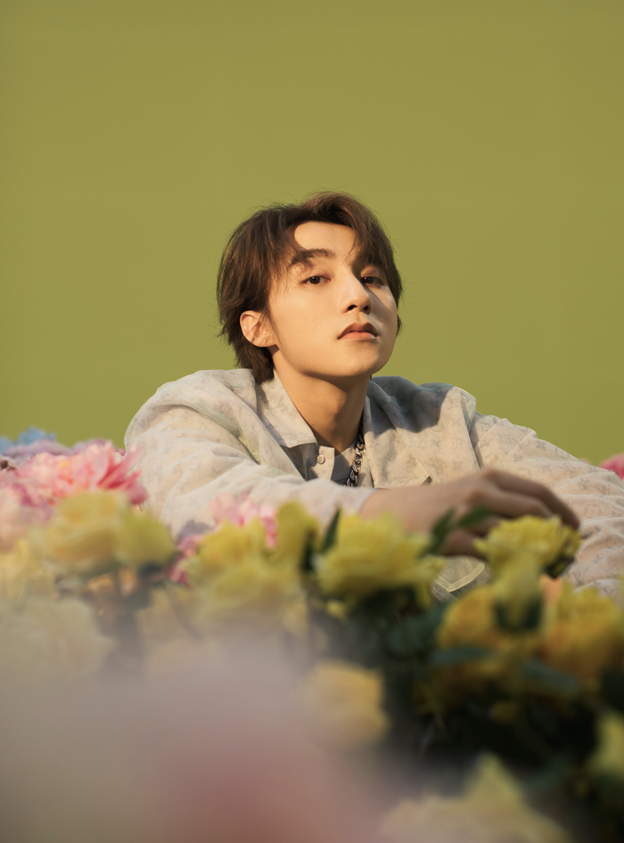 Sự trở lại lần này của Sơn Tùng M-TP thu hút sự quan tâm lớn từ cộng đồng mạng và những fan hâm mộ. Các thảo luận xoay quanh tên bài hát 'Có chắc yêu là đây' giúp Sơn Tùng M-TP nhận được lượng tương tác lớn trên mạng xã hội.