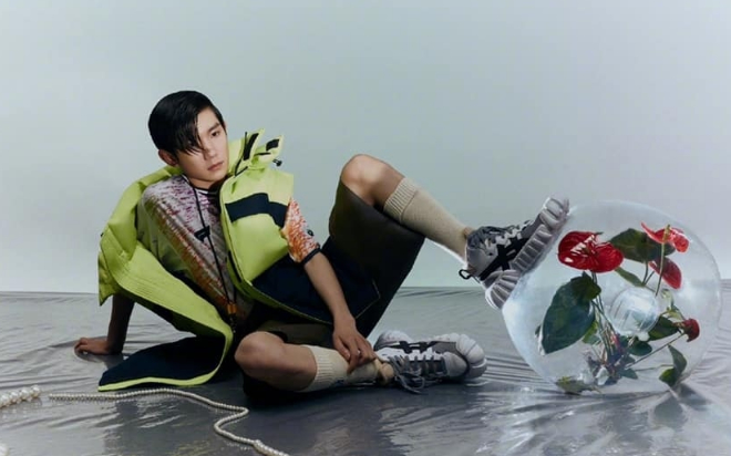 Vương Nguyên xuất hiện trên tạp chí DAZED: Cool ngầu như fashionista Ảnh 2