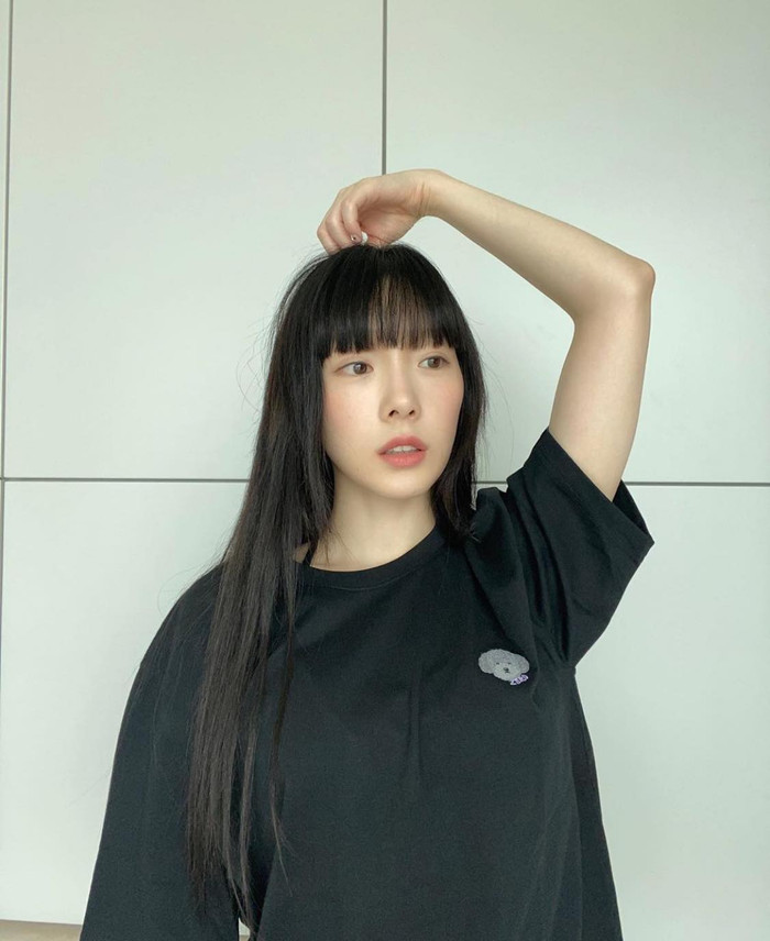 Fan hoang mang về tuổi thật của Taeyeon sau loạt ảnh đời thường: Đây là sinh viên chứ 31 tuổi gì chứ? Ảnh 8