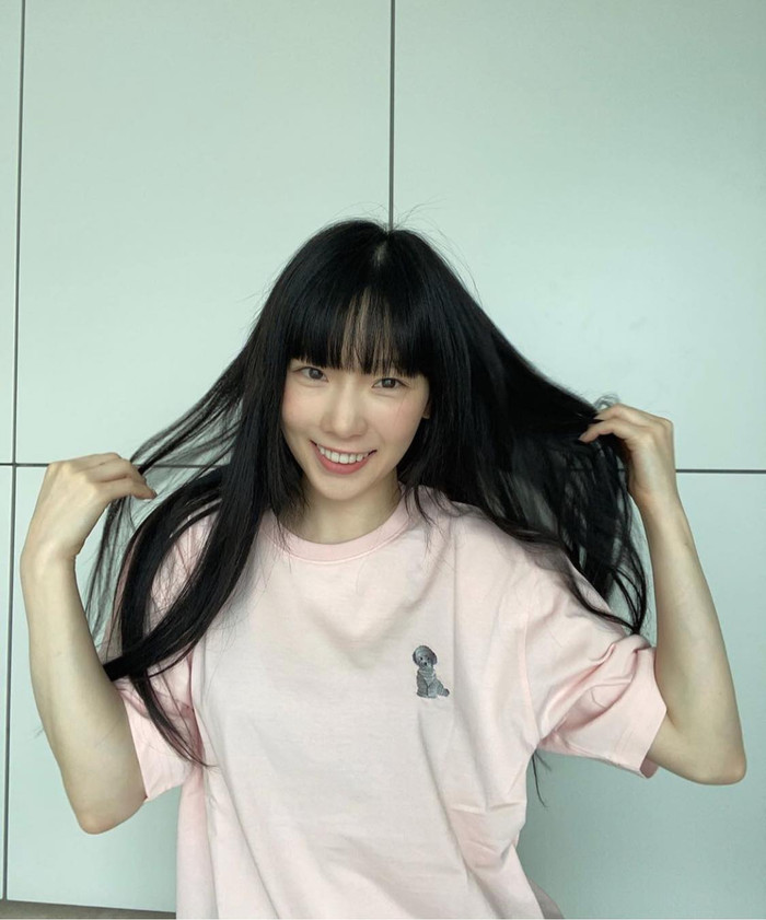 Fan hoang mang về tuổi thật của Taeyeon sau loạt ảnh đời thường: Đây là sinh viên chứ 31 tuổi gì chứ? Ảnh 4