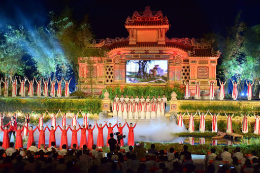 Hoãn tổ chức Festival Huế 2020 sang năm sau do tình hình dịch COVID-19 diễn biến phức tạp. Ảnh minh họa