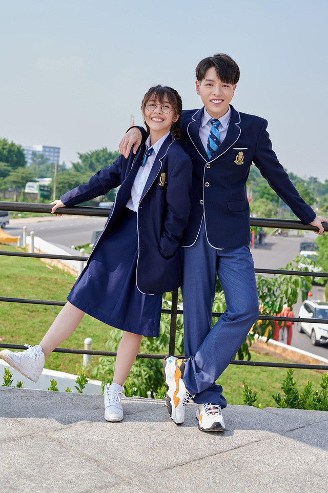 Đức Phúc:'Trước kia bạn bè hay chê tôi mặc lố, ngoại hình đã không đẹp rồi còn thích chơi trội'. Ảnh 9