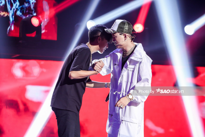 NightT - Mfree - Ctris đồng loạt giành dây chuyền vàng: Ai sẽ lột xác và tiến xa nhất tại King Of Rap 2020? Ảnh 14