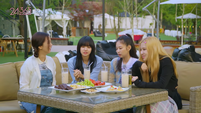 Rosé khóc đỏ cả mũi khi nghe kể về thời thực tập sinh: BlackPink thành công đâu có dễ dàng Ảnh 3