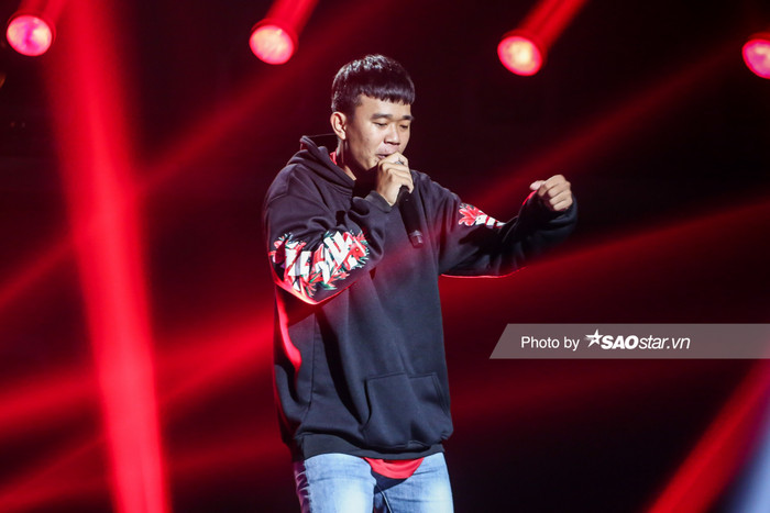 Ca khúc gây nghiện 'viral' nhất tập 1 King Of Rap: Trai Tây Ninh khiến 4 HLV với chân lý 'người yêu làm gì cũng giận' Ảnh 7