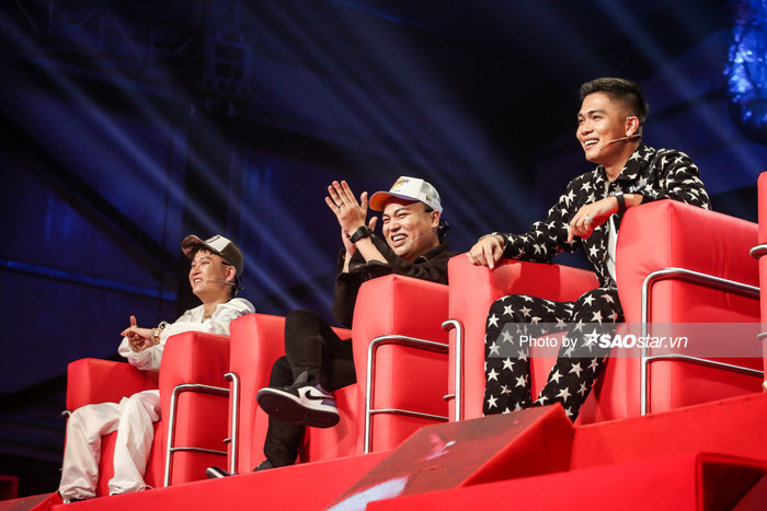 Ca khúc gây nghiện 'viral' nhất tập 1 King Of Rap: Trai Tây Ninh khiến 4 HLV với chân lý 'người yêu làm gì cũng giận' Ảnh 5