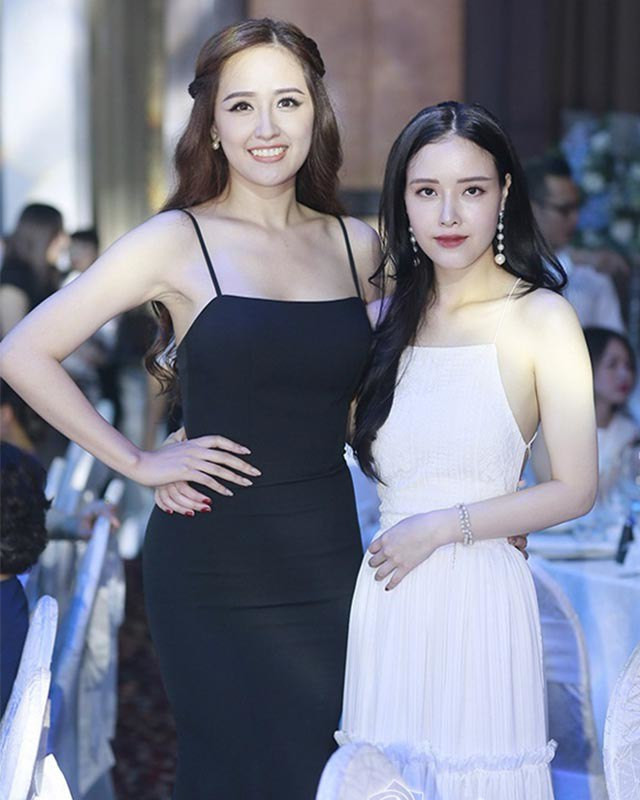 Những thiết kế với phom dáng ôm sát, khoe khéo hình thể thường được nữ nhân trưng dụng. 