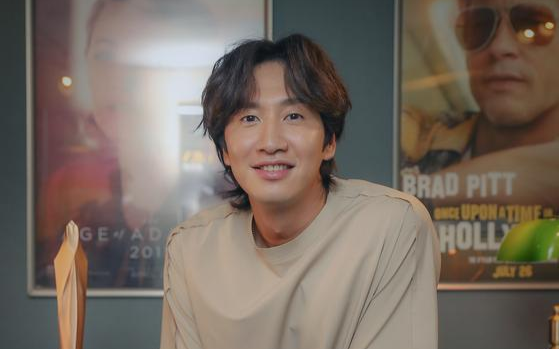 Lee Kwang Soo làm rõ tin lục đục nội bộ 'Running Man', vẫn đang yêu say đắm Lee Sun Bin Ảnh 2