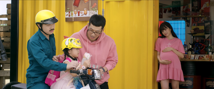 Bé Ngân Chi về bên gia đình, Tuấn Trần - Khánh Vân kết thúc viên mãn trong tập cuối 'Xin chào Papa' Ảnh 16