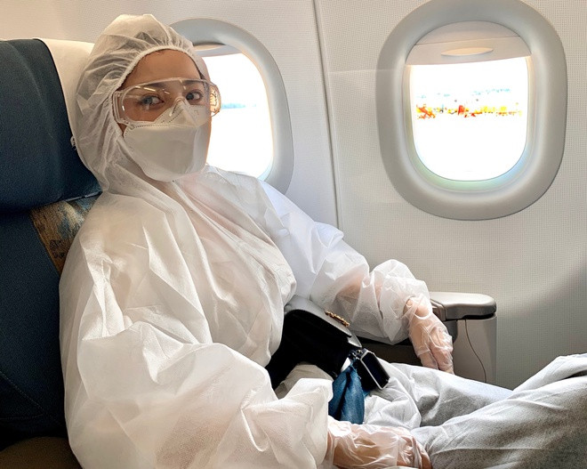 Đăng ảnh khoe khéo vòng 1 nóng bỏng, Chi Pu bị dân mạng nhắc nhở vì tưởng đi du lịch giữa mùa dịch COVID-19 Ảnh 3