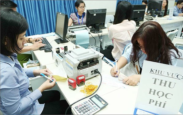Từ năm học 2020-2021 trở đi, TP.HCM sẽ thu học phí không dùng tiền mặt Ảnh 2
