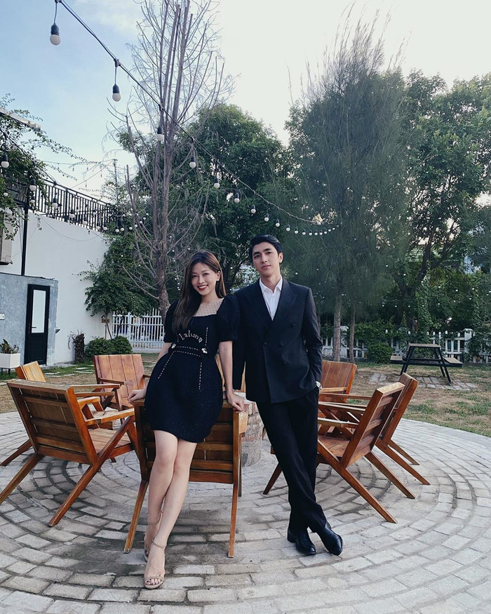 Á hậu Phương Nga xuất hiện xinh đẹp bên bạn trai Bình An.