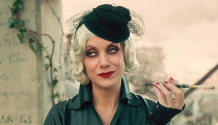 Review 'The Umbrella Academy' mùa 2: Hội anh chị em 'học viện ô dù' quậy banh nóc dòng thời gian, khuấy đảo mùa hè trong một năm vắng bóng siêu anh hùng Ảnh 9