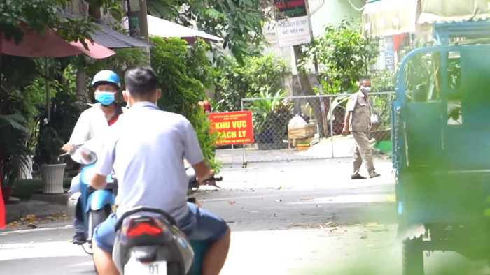 TP.HCM: Một con hẻm tại quận Tân Phú bị phong tỏa Ảnh 4