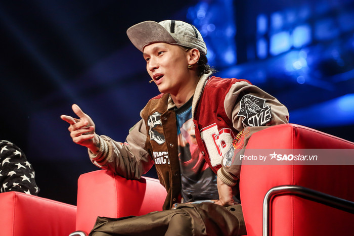 Đối lập style trình diễn: RAF - VSoul thuyết phục 'bộ sậu' quyền lực King Of Rap nhận 4 chọn huy hoàng Ảnh 12