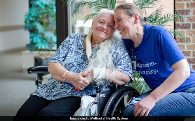 Chị em đoàn tụ sau hơn 50 năm thất lạc nhờ dịch COVID-19 Ảnh 2