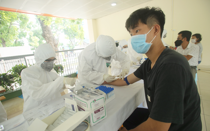 Thêm 30 ca nhiễm COVID-19: 16 người ở Đà Nẵng, 9 ca Quảng Nam, Đắk Lắk 2 người Ảnh 2