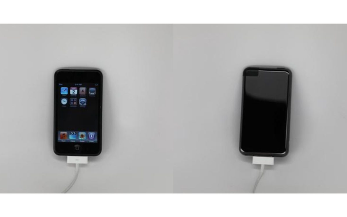 Lộ ảnh iPod Touch đời đầu với mặt lưng đen bóng, đẹp không kém cạnh iPhone 7 Jet Black Ảnh 2