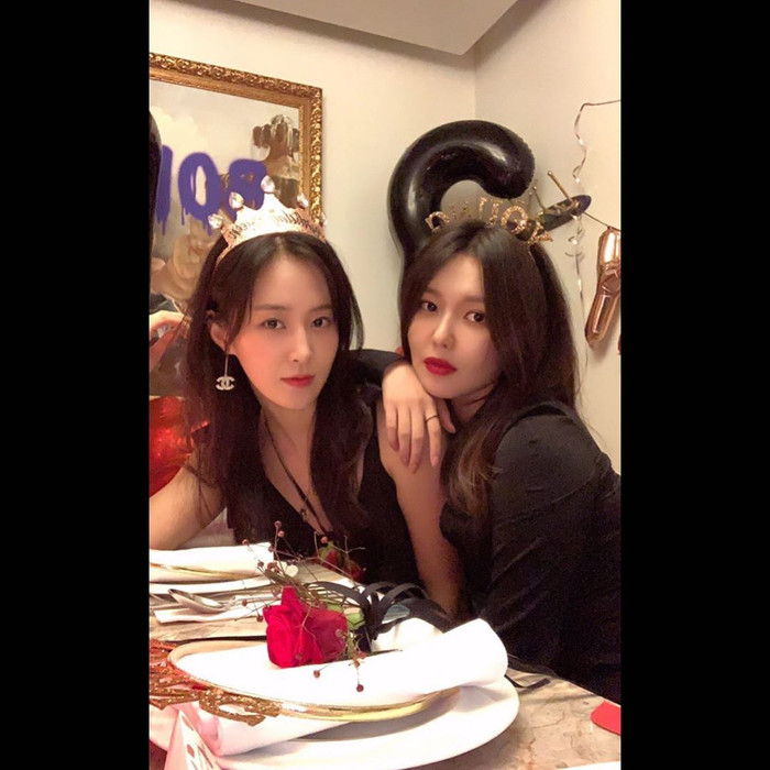 Tiffany đón tuổi 31 xinh đẹp cùng hội chị em SNSD, nhưng còn sinh nhật thứ 13 của nhóm thì... Ảnh 11