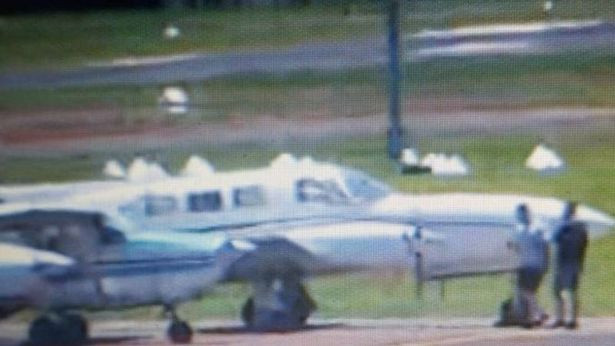 Chiếc máy bay gặp nạn.