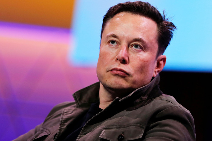 Elon Musk là CEO của Tesla và SpaceX. Ông nổi tiếng với những quan điểm gây tranh cãi thường được chia sẻ trên Twitter cá nhân. Ảnh: CNBC