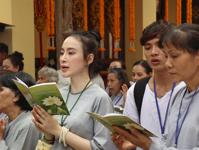 Không còn phủ sóng khắp mặt báo showbiz, cuộc sống của Angela Phương Trinh thanh nhàn đến lạ! Ảnh 8