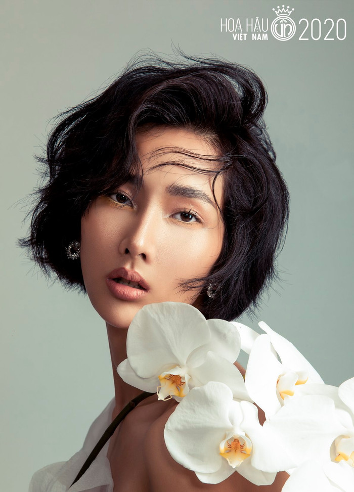 Bất lợi lớn nhất của Thanh Quyên chính là độ tuổi 26 không phải là sự lựa chọn hàng đầu trong lịch sử của Hoa hậu Việt Nam. 