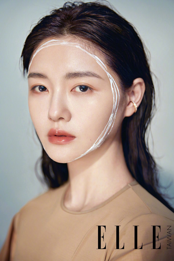 Chuyên gia bình chọn 55 sao nữ châu Á có gương mặt thời trang đẹp nhất: Mỹ nhân Hoa ngữ áp đảo Hàn Quốc! Ảnh 33