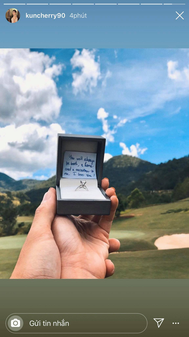 MC Thu Hoài đăng khoảnh khắc cực tình cảm bên cạnh bạn trai, dân mạng liền nháo nhào nghi vấn ảnh cưới? Ảnh 9