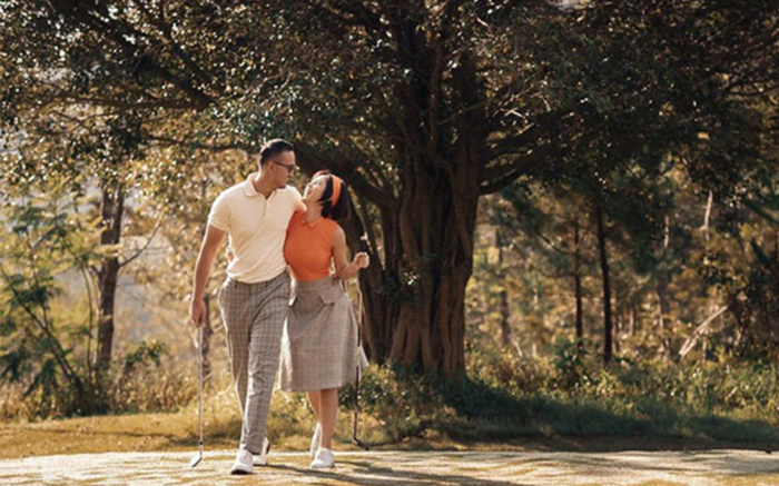 MC Thu Hoài đăng khoảnh khắc cực tình cảm bên cạnh bạn trai, dân mạng liền nháo nhào nghi vấn ảnh cưới? Ảnh 2