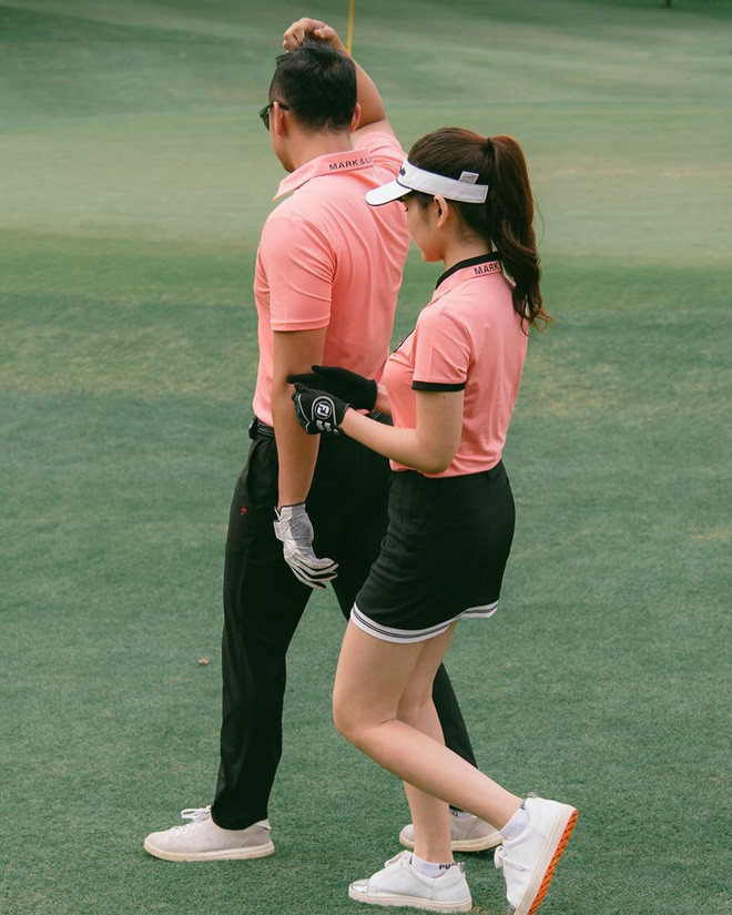 MC Thu Hoài đăng khoảnh khắc cực tình cảm bên cạnh bạn trai, dân mạng liền nháo nhào nghi vấn ảnh cưới? Ảnh 4