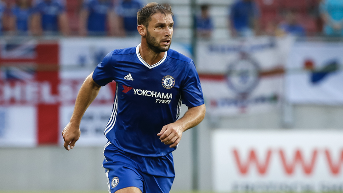 Cách đây vài ngày, tài khoản Facebook của cựu cầu thủ Chelsea - Branislav Ivanovic, đã bị hacker Việt chiếm quyền kiểm soát để livestream bán hàng. (Ảnh: Getty Images)