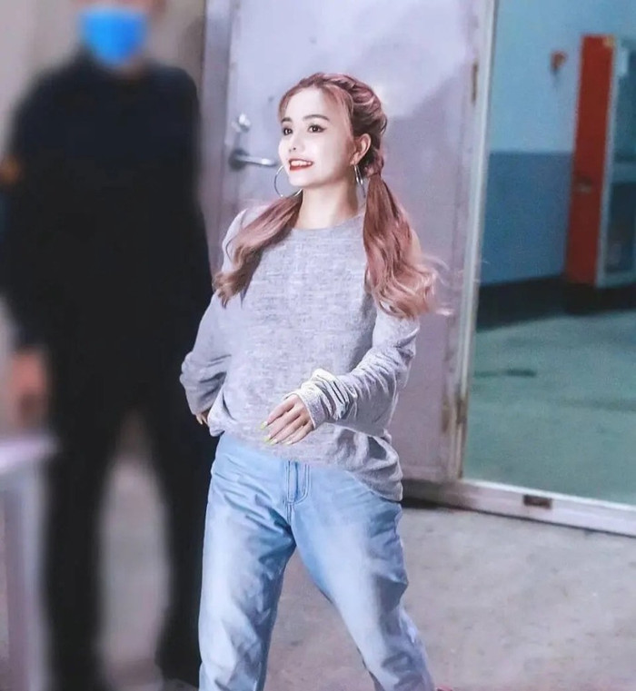 Khi The9 cùng đổi kiểu tóc mới: Lưu Vũ Hân như tổng tài, Hứa Giai Kỳ trở thành gái ngoan, Khổng Tuyết Nhi là nhân tố gây bất ngờ nhất Ảnh 30