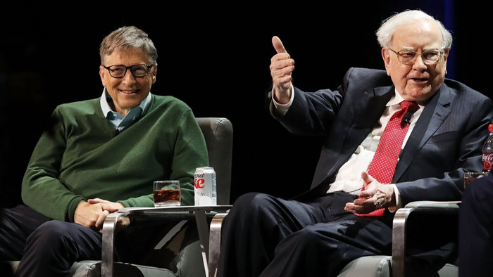 Tỷ phú Bill Gates và tỷ phú Warren Buffett. (Ảnh: Getty Images)