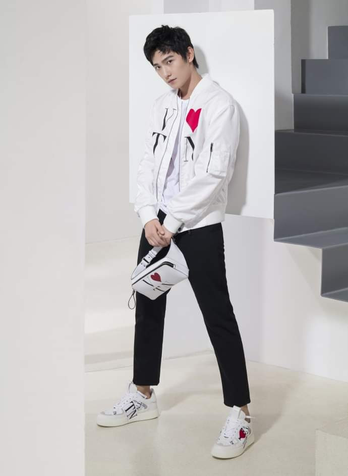 Dương Dương - Dương Tử chỉ sóng đôi mặc trang phục hàng hiệu thôi mà fans đòi đóng chung phim rồi Ảnh 13