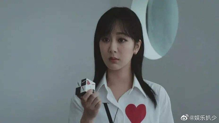 Dương Dương - Dương Tử chỉ sóng đôi mặc trang phục hàng hiệu thôi mà fans đòi đóng chung phim rồi Ảnh 4