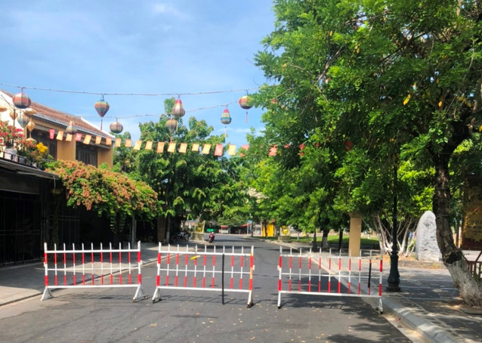 Tìm ô tô để rời khỏi Hội An (Quảng Nam) giữa mùa dịch, người phụ nữ bị cộng đồng mạng chỉ trích dữ dội Ảnh 3