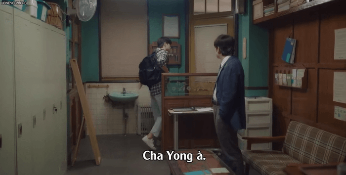 Đang bị ghét thì màn nhận bố con xuất hiện 