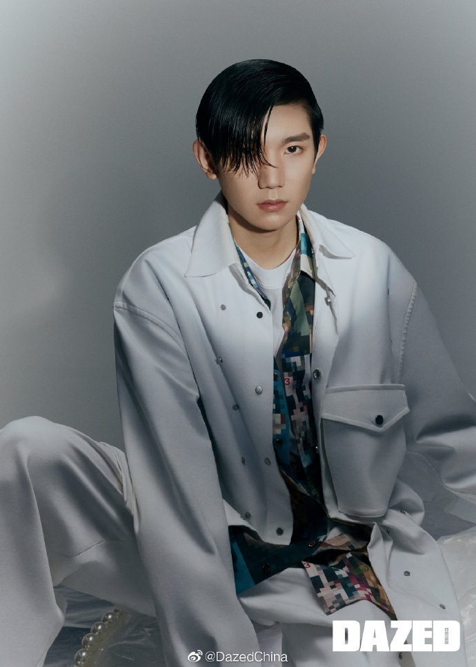 20 sao Cbiz được yêu thích tháng 7: Tiêu Chiến, Vương Tuấn Khải - Vương Nhất Bác dẫn đầu, 2 thành viên EXO lọt top Ảnh 8