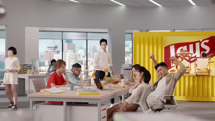 Không lời thoại nhưng Dương Dương - Dương Tử vẫn tạo ra 'phản ứng hóa học' cần thiết của một cặp đôi Ảnh 4