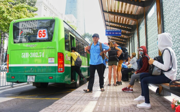 Nữ tiếp viên xe buýt bị hành hung khi nhắc nhở hành khách tắt nhạc Ảnh 2