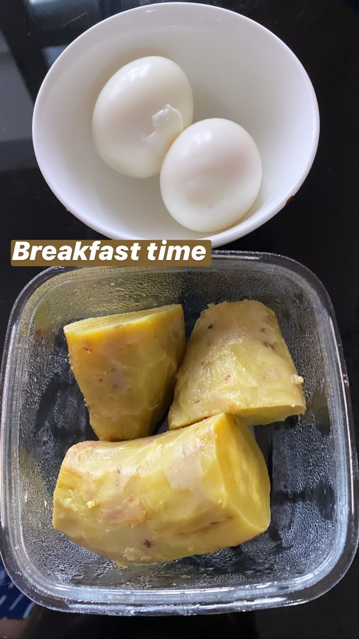 Đây được xem là 2 'món tủ' trong bữa sáng giúp Võ Hoàng Yến duy trì vóc dáng chuẩn siêu mẫu của mình