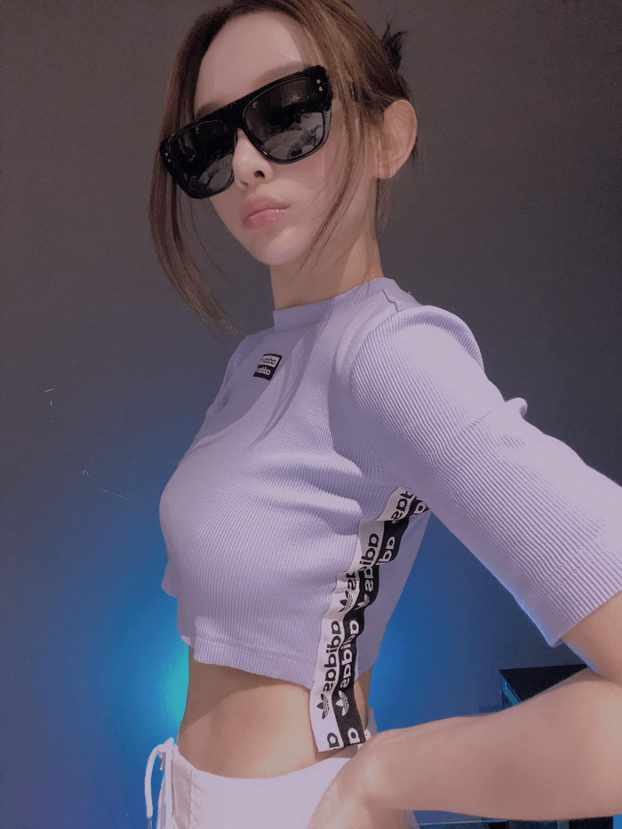 Huyền Baby với vòng eo đáng 'ghen tị' dù là mẹ bỉm sữa