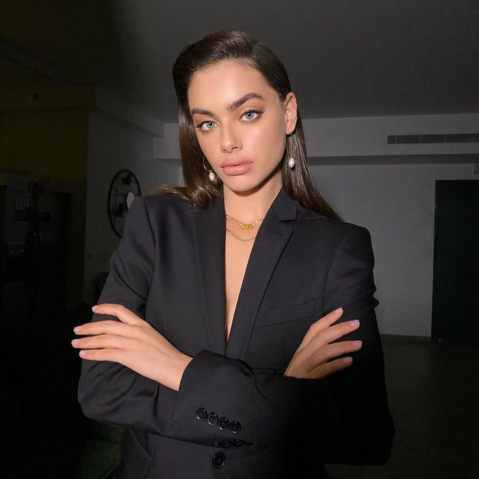 Nhan sắc của chân dài thế hệ 10x được đánh giá cao 