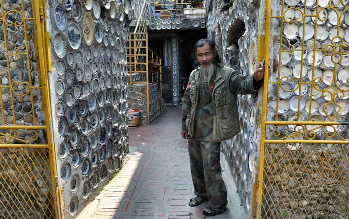 Ngôi nhà gần 10.000 bát đĩa cổ của người đàn ông ở Vĩnh Phúc lên báo nước ngoài Ảnh 2