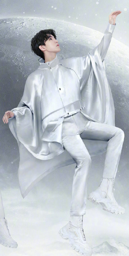 TFBoys cùng làm điều đặc biệt cho ngày debut: Cứ tưởng rời rạc, không mối liên kết nhưng mọi thứ đã được lên kế hoạch từ trước Ảnh 10