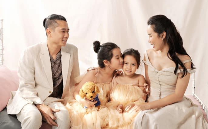 Lưu Hương Giang chia sẻ ảnh gia đình ngọt ngào hạnh phúc sau sóng gió ly hôn Ảnh 2